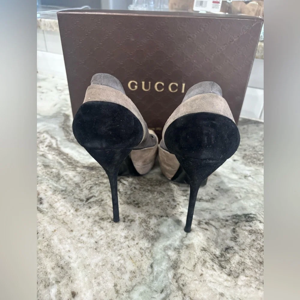 Gucci Women's Taupe Peep-Toe Heels Size:41 - Picture 7 of 10